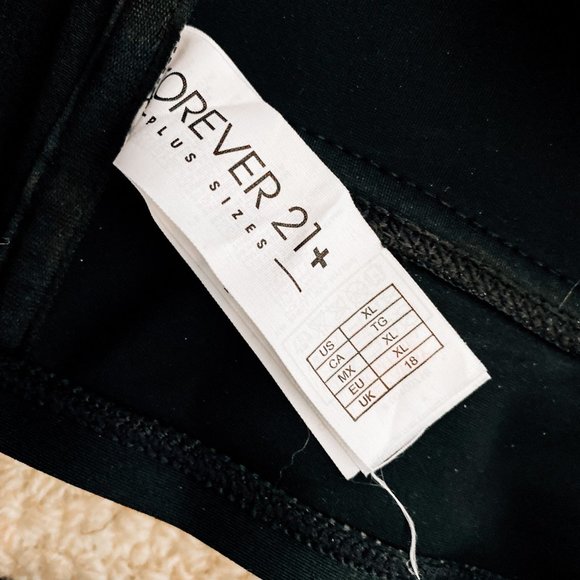 Structured Bikini Top - Picture 3 of 4